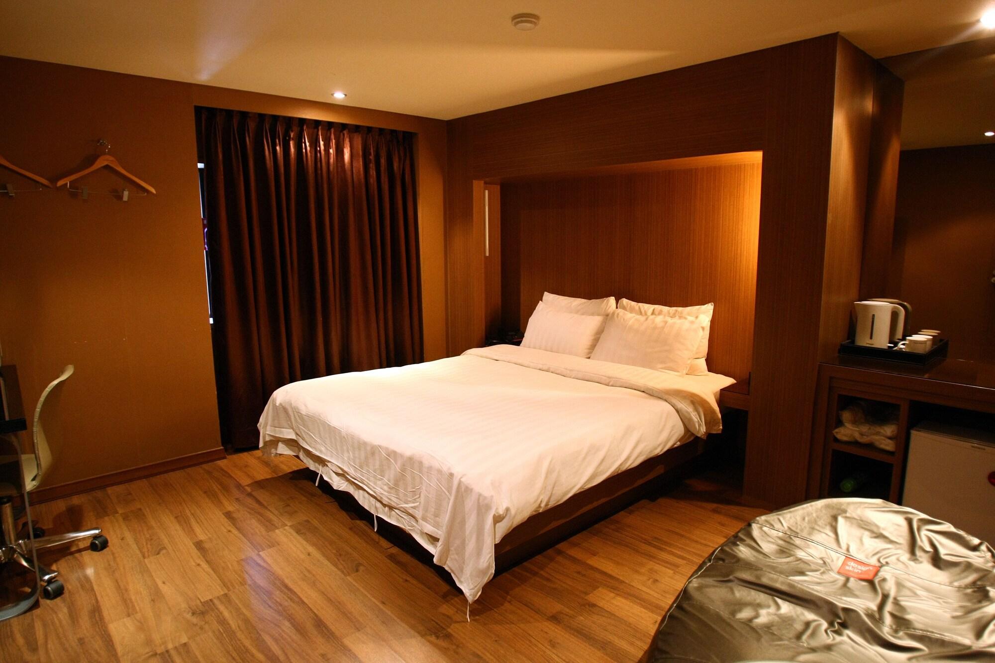 The California Hotel Seoul Seocho Seul Exterior foto